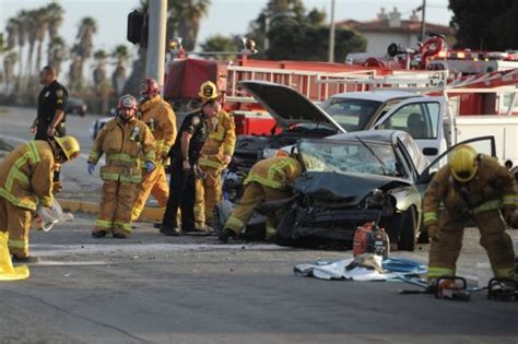 Oxnard car crash today. Things To Know About Oxnard car crash today. 